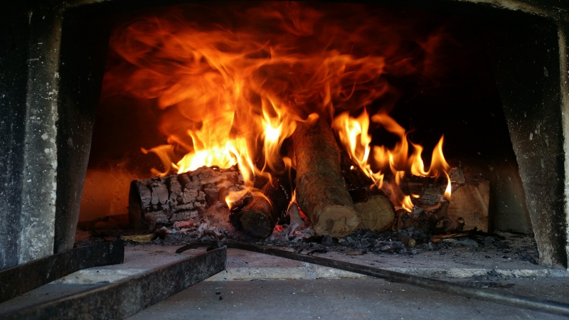 pizzeria-DRAGUIGNAN-min_wood-fired-oven-1960099